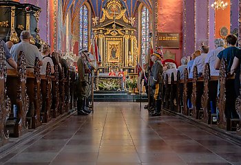 Historia ożyła na ulicach Bydgoszczy. Za nami Święto 16/2. Pułku Ułanów Wielkopolskich