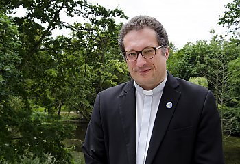 [KSIĄŻKA TYGODNI(K)A] Czy współczesne herezje naprawdę są nowe? O wywiadzie-rzece z ks. prof. Piotrem Roszakiem