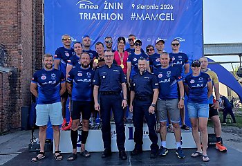 Podwójne złoto dla Bydgoszczy. Policjanci najlepsi w mistrzostwach Polski w triathlonie