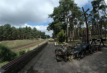 46 lat temu doszło do tragedii pod Otłoczynem.  W zderzeniu pociągów zginęło 67 osób