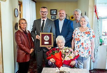 Ponad sto lat niezwykłego życia. Maria Perdoch, była łączniczka AK, skończyła 104 lata