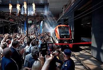 Nowe Elfy z bydgoskiej Pesy uziemione. ŁKA wskazuje producenta, Pesa odpowiada