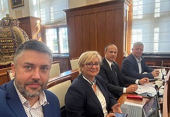Co dalej z bydgoską biblioteką? Radny sejmiku domaga się odpowiedzi od marszałka