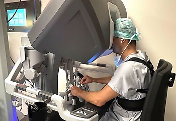 Trzy roboty da Vinci i 18 operacji. W Bydgoszczy ruszają warsztaty urologii robotycznej