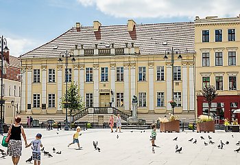 Nowa biblioteka w Bydgoszczy, ale co z filiami? Marszałek odpowiada radnemu i wskazuje na miasto