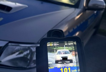 Dwa poważne przekroczenia prędkości w niespełna dwie godziny. 30-latka dostała 26 punktów