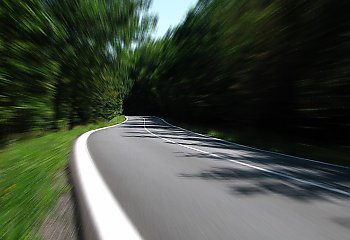154 km/h na trasie Motyl–Pruszcz. 33-latek stracił prawo jazdy
