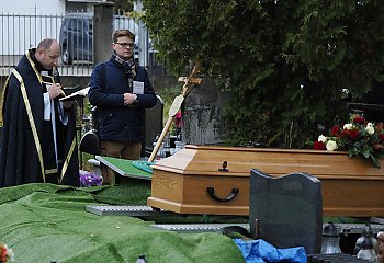 „Odejdę, gdy nie będę już mógł malować”. Bydgoszcz pożegnała Kazimierza Drejasa
