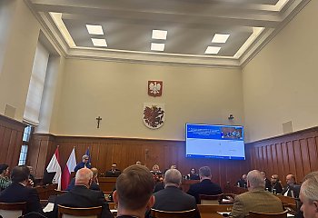 Sejmik poparł kierunek fuzji trzech szpitali. Wśród nich bydgoskie centrum pulmonologii