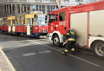 Zderzenie tramwajów na rogu Focha i Gdańskiej [GALERIA ZDJĘĆ]