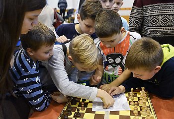 Liga szachowa przyciąga nowych uczestników [ZDJĘCIA]