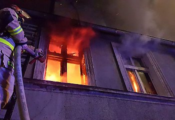 Pożar mieszkania na Grunwaldzkiej [ZDJĘCIA]