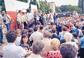 Klęska komunistów w wyborach czerwcowych w 1989 roku