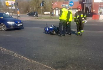 Wypadek motocykliscy. Trafił do szpitala [ZDJĘCIA]