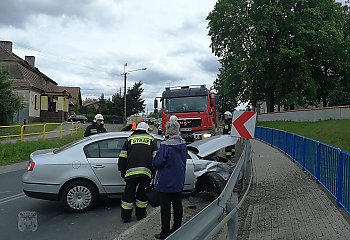 Wypadek w Buszkowie na słynnym zakręcie [ZDJĘCIA]