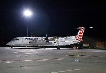 Pierwszy samolot do Lwowa odleciał z Bydgoszczy