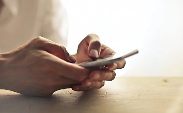 Enea ostrzega przed fałszywymi SMS-ami i mailami. Oszuści podszywają się pod sprzedawców energii