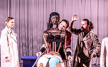 Światopoglądowe wyzwolenie - „Ameryka” powraca do Teatru Polskiego w Bydgoszczy