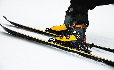 Buty dla narciarza – wskazówki, którymi warto się kierować [REKLAMA]