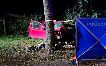 Policja wyjaśniaja okoliczności wypadku na ulicy Łochowskiej, w którym zginął 26-latek