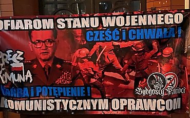 Nocna bitwa manifestantów z milicją nad Brdą [WIDEO]