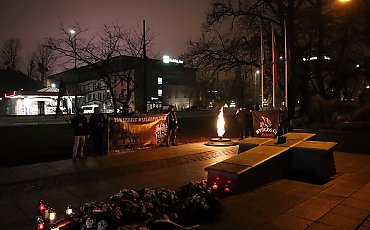 Bydgoscy Patrioci uczcili rocznicę zwycięskiego powstania [WIDEO]