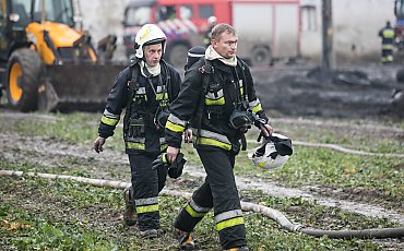 Solidarność w działaniu: wsparcie dla strażaków i poszkodowanych w regionie 