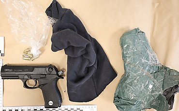 Rypin: Policjanci ujawnili broń palną podczas kontroli drogowej