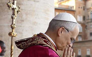 Papież kompromisu? Kim naprawdę jest Leon XIV