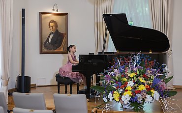 Dzieci z całego świata zagrają Chopina w Szafarni! Wystąpi finalista Konkursu Chopinowskiego z Warszawy
