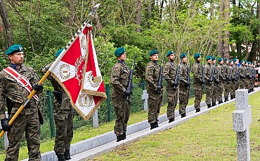 Pamięć o tragedii w Smukale: hołd dla ofiar niemieckiego obozu wysiedleńczego