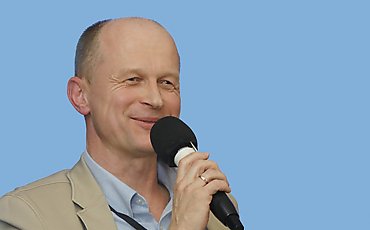 Rozpracował GRU, badał wpływy rosyjskie, działał po Smoleńsku. Generał służb specjalnych spotka się z bydgoszczanami!