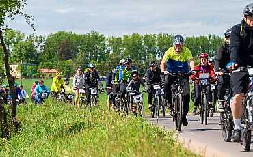 Tysiące rowerzystów ruszają w trasę! Sprawdź, gdzie czekają medale, koszulki i malownicze trasy