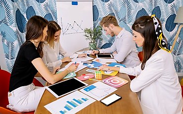 Czego oczekuje pokolenie Z od pracodawców? Trendy i potrzeby młodych na rynku pracy [ARTYKUŁ SPONSOROWANY]