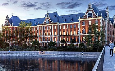 Była Dyrekcja Kolei — będzie luksusowy hotel. Inwestor przedstawił plany. 