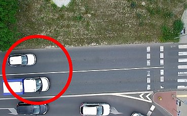 Policyjny dron wypatrzył wszystko! Posypały się mandaty dla pieszych i kierowców w Bydgoszczy