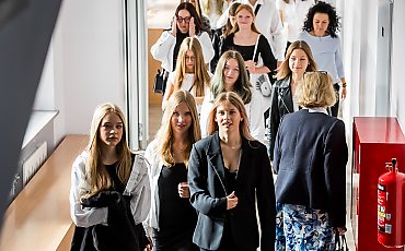 Nawet 5 tysięcy zł dla uczniów! Rusza nabór na marszałkowskie stypendia