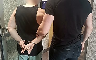 Nocne zatrzymania, narkotyki w plecaku i aucie! Wąbrzeźno w centrum policyjnej akcji