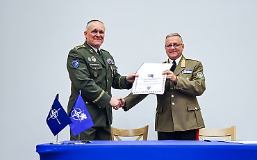 Zmiana w NATO-wskim centrum w Bydgoszczy! Generał Svoboda żegna się z JFTC, a jego miejsce zajmuje Węgier