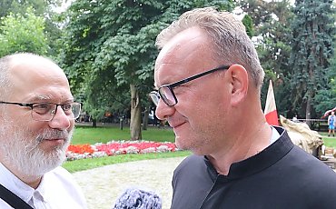 „Nie zapomnimy, kim jesteśmy” – ks. Wąsowicz o polskich dzieciach ze Wschodu, patriotyzmie i cenzurze pamięci