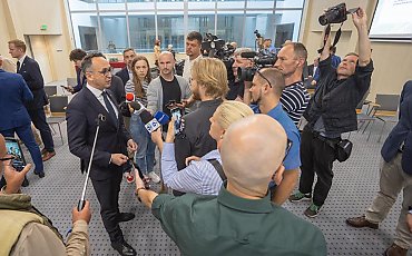 Kolejowe miliardy dla regionu. Pociągi przyspieszą do 160 km/h, a podróże skrócą się o 20 minut