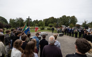 Upamiętnienie ofiar niemieckiej zbrodni w Borównie: refleksja nad tragiczną przeszłością