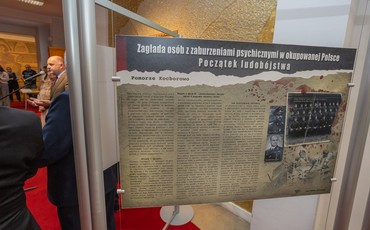 Wystawa, która dotyka sumień – „Zagłada chorych psychicznie” w Toruniu