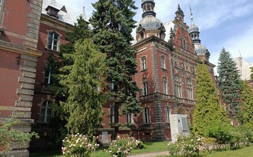 Bydgoska perełka architektury otwiera swoje drzwi – zwiedzaj dawną Dyrekcję Kolei!