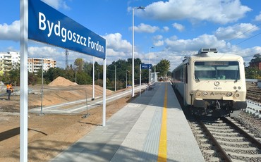 Nowa era kolei w Fordonie: ruszył nowoczesny peron!