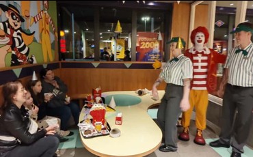 Nowa restauracja McDonald's w Bydgoszczy – powrót do lat 2000!