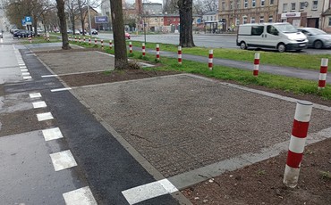 Nowe parkingi przy Grunwaldzkiej: ulga dla kierowców i ochrona zieleni!