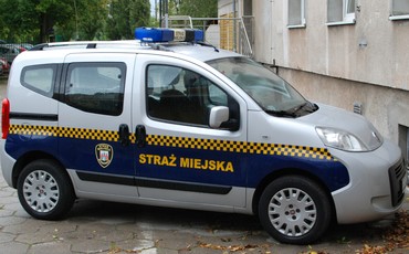 Dramatyczne wezwanie do Straży Miejskiej: Kobieta w opałach