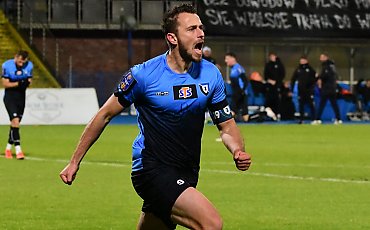 Zawisza Bydgoszcz walczy o powrót na szczyt! Kluczowe starcie z rezerwami Lecha