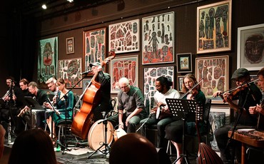 Koncert Freygish Orchestra: Balkany i klezmer w sercu Bydgoszczy!